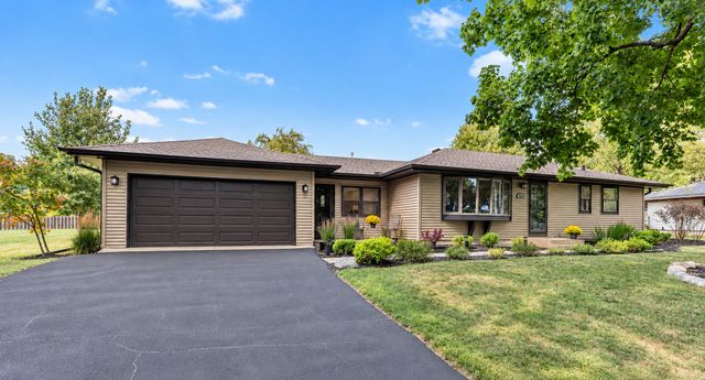 1619 Constance Drive E, Golden Valley, MN 55422