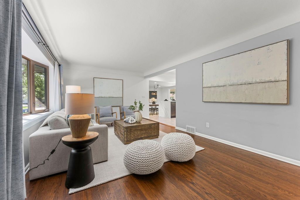 1619 Constance Drive E, Golden Valley, MN 55422 — photo 5