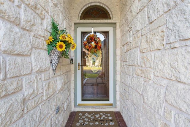 120 Melissa CT, Georgetown, TX 78628