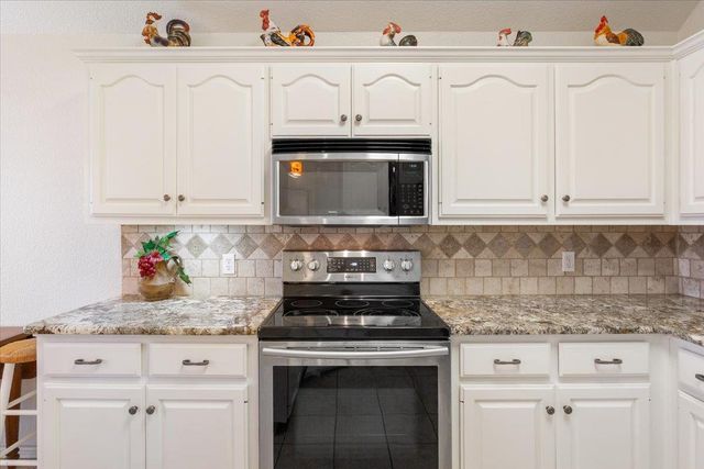 120 Melissa CT, Georgetown, TX 78628