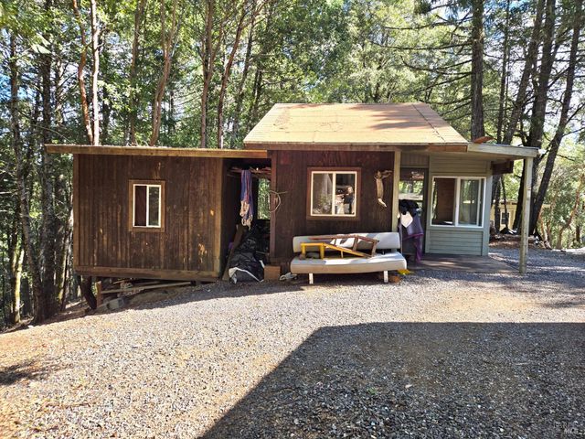 36193 Covelo Rd, Willits, CA 95490