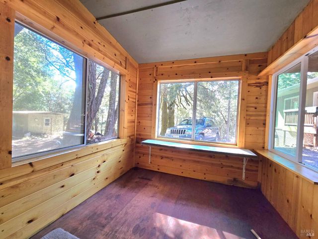 36193 Covelo Rd, Willits, CA 95490