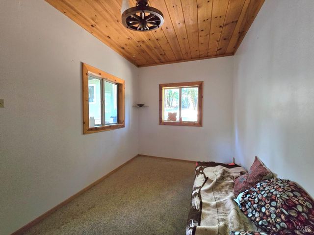 36193 Covelo Rd, Willits, CA 95490