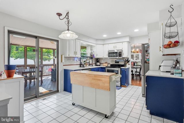 739 WYNGATE, Somerdale, NJ 08083