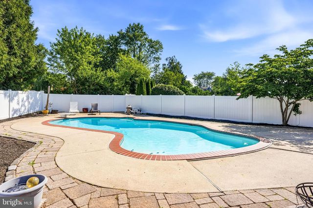 739 WYNGATE, Somerdale, NJ 08083