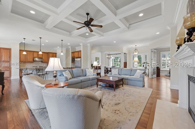 28 Catamaran Ln, Bluffton, SC 29909