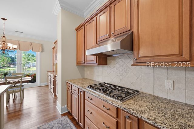 28 Catamaran Ln, Bluffton, SC 29909