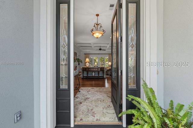 28 Catamaran Ln, Bluffton, SC 29909