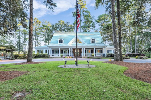 28 Catamaran Ln, Bluffton, SC 29909