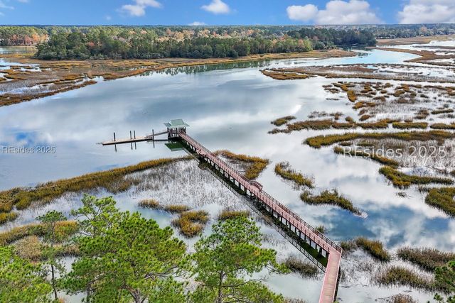 28 Catamaran Ln, Bluffton, SC 29909
