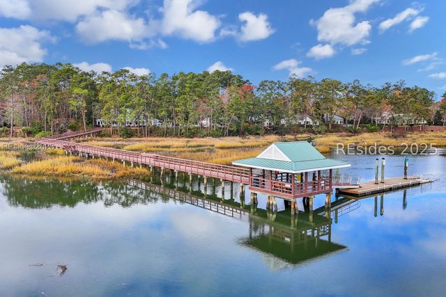28 Catamaran Ln, Bluffton, SC 29909