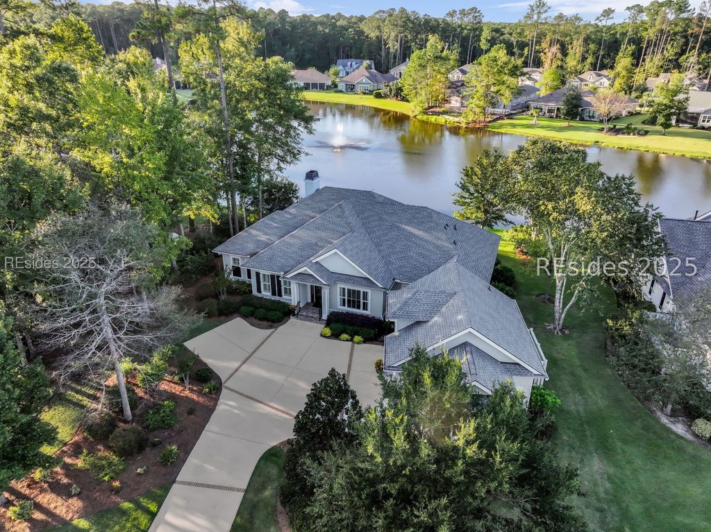 28 Catamaran Ln, Bluffton, SC 29909