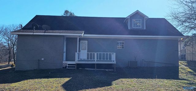 3972 County Road 140, Ider, AL 35981