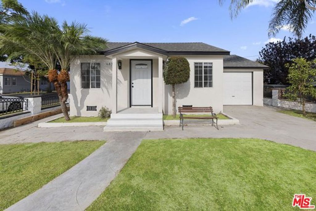 6833 Crafton Avenue, Bell, CA 90201