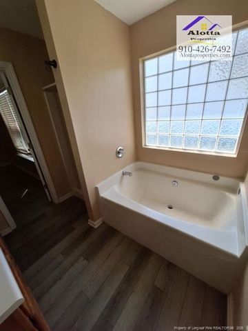 866 Nighthawk Drive, Fayetteville, NC 28314