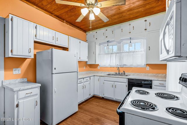 2300 Oregon Ave, Louisville, KY 40210