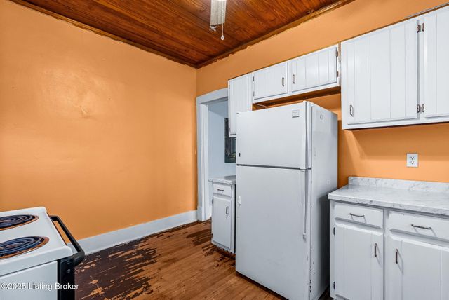 2300 Oregon Ave, Louisville, KY 40210