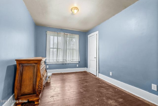 2300 Oregon Ave, Louisville, KY 40210