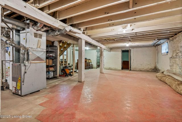 2300 Oregon Ave, Louisville, KY 40210