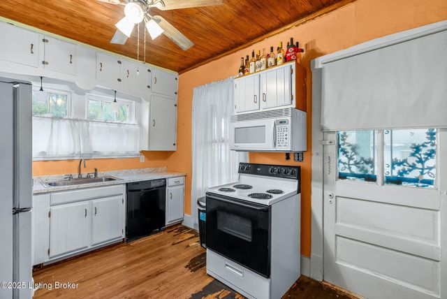 2300 Oregon Ave, Louisville, KY 40210