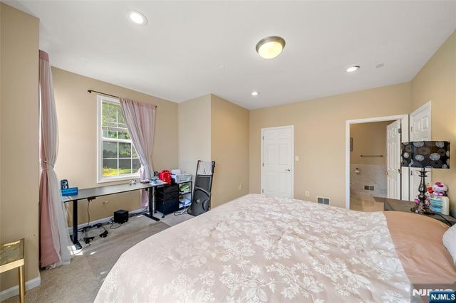 537 Coventry Drive 5038, Nutley, NJ 07110