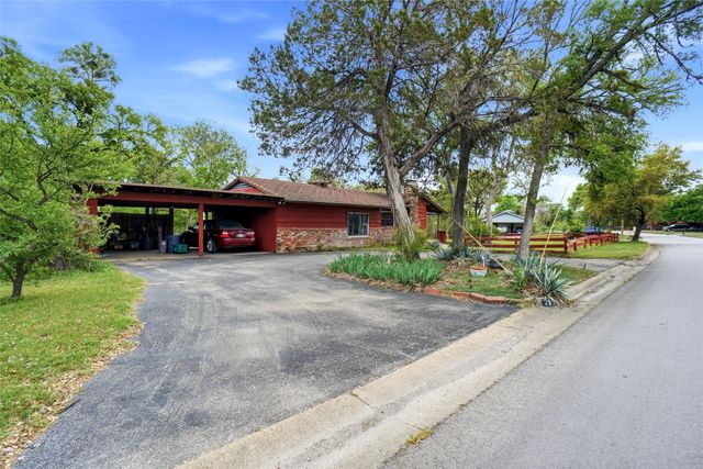 205 Lakeridge Road, Lakeside, TX 76108