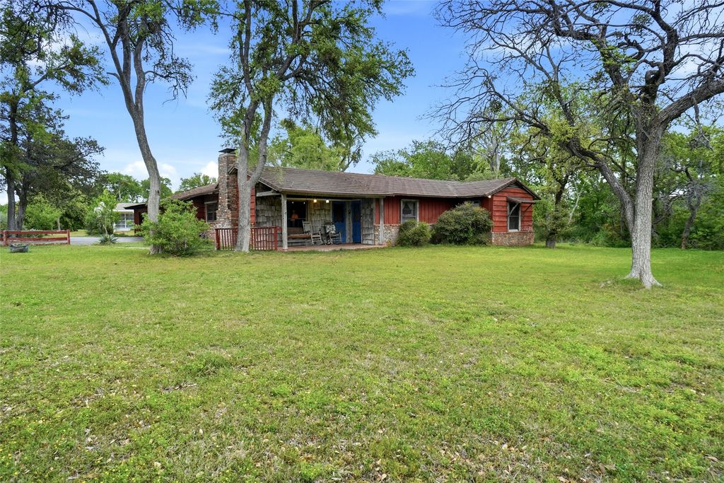 205 Lakeridge Road, Lakeside, TX 76108