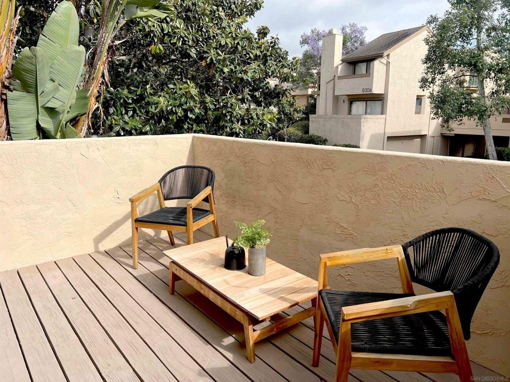 Image 25 of property listing at 3290 Via Marin 60, La Jolla, CA 92037