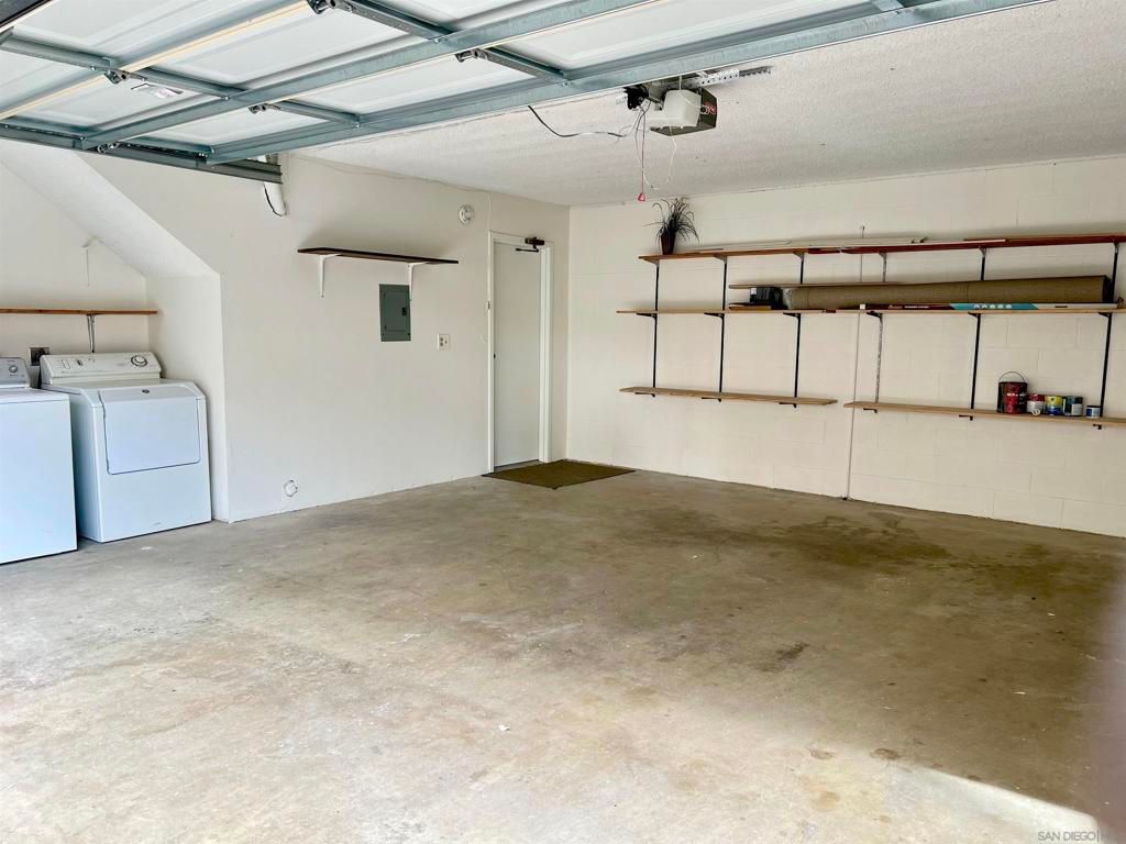 Image 27 of property listing at 3290 Via Marin 60, La Jolla, CA 92037