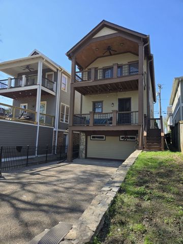 911 Phillips St, Nashville, TN 37208