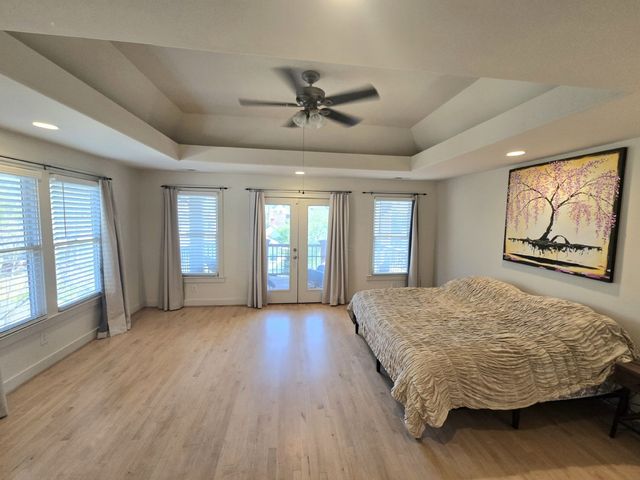 911 Phillips St, Nashville, TN 37208