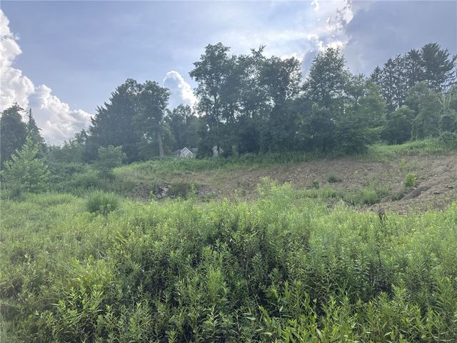 360 Old Abers Creek Rd, Plum Boro, PA 15239