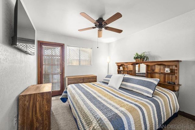 9427 W Heaney Circle, Santee, CA 92071