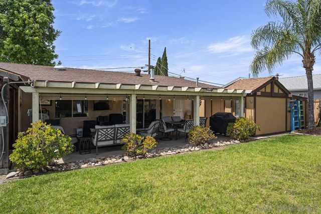 9427 W Heaney Circle, Santee, CA 92071