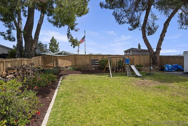 9427 W Heaney Circle, Santee, CA 92071