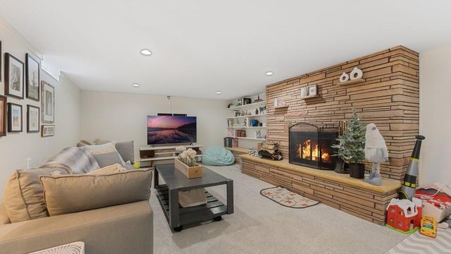 730 Lee Avenue SE, Cokato, MN 55321