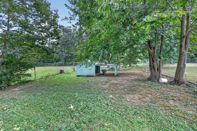 307 Austin Dr, Franklin, KY 42134