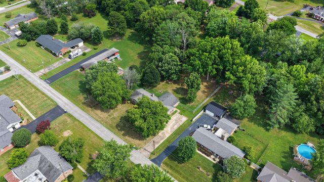 307 Austin Dr, Franklin, KY 42134