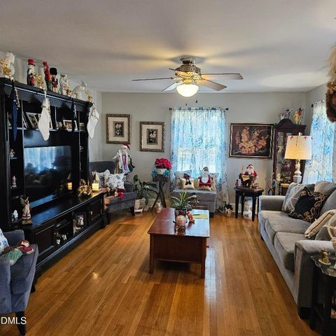 1735 Meadowbrook Lane W, Wilson, NC 27893