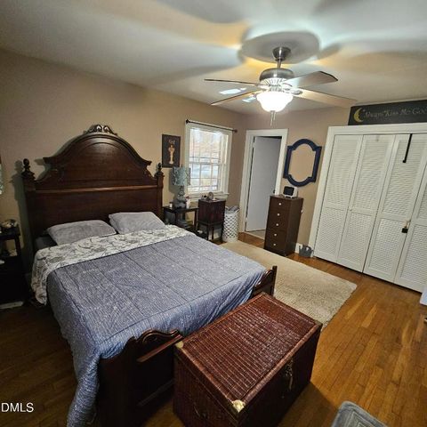 1735 Meadowbrook Lane W, Wilson, NC 27893