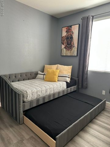 2486 Fresnal Canyon Avenue, Las Vegas, NV 89123