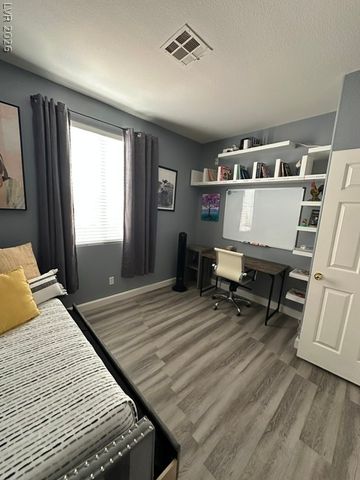 2486 Fresnal Canyon Avenue, Las Vegas, NV 89123