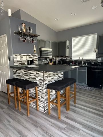 2486 Fresnal Canyon Avenue, Las Vegas, NV 89123