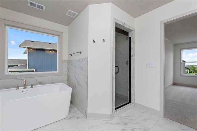 17132 W 164th Terrace, Olathe, KS 66062