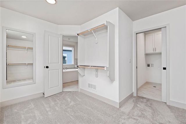 17132 W 164th Terrace, Olathe, KS 66062