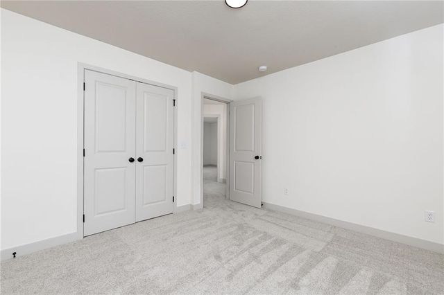 17132 W 164th Terrace, Olathe, KS 66062