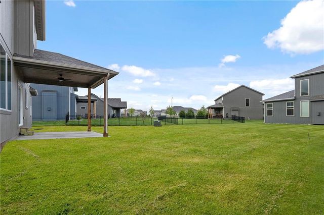 17132 W 164th Terrace, Olathe, KS 66062