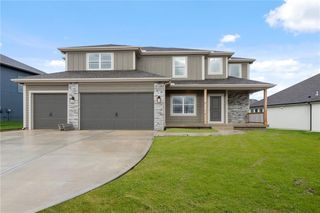 17132 W 164th Terrace, Olathe, KS 66062