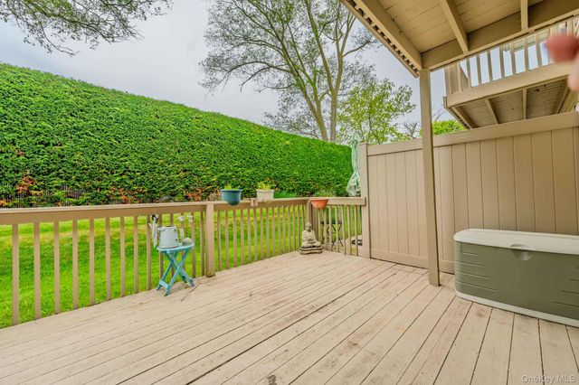 2355 Pershing Boulevard 704, Baldwin, NY 11510