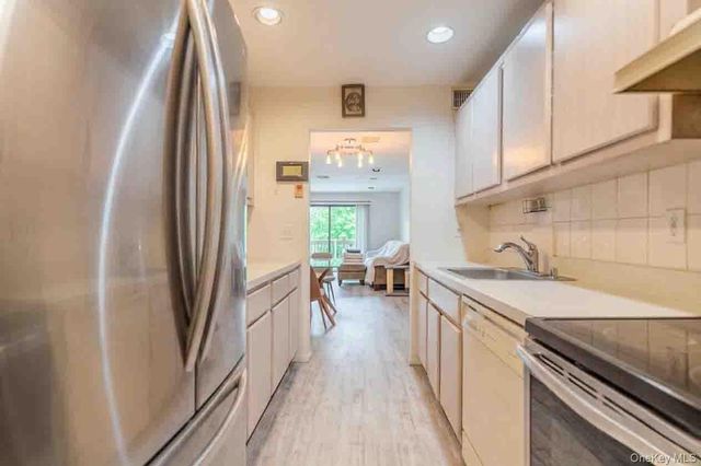 2355 Pershing Boulevard 704, Baldwin, NY 11510